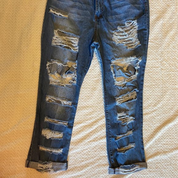 SOLD Fashion Nova No Sensor Distressed Denim Jean SZ 13 - Picture 7 of 13